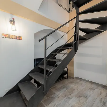 Loft Calandra In Center * Turin
